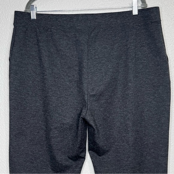 Weekends by Chicos Size 3P Gray Knit Pants Pockets XL Petite - Picture 10 of 11